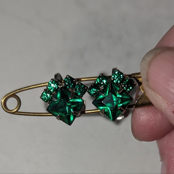 Vintage set emerald green bracelet and earrings - Picture 8 of 8